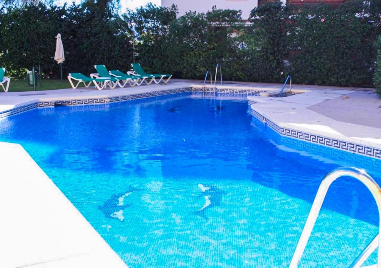 Playa Flores - Vistas A La Piscina Torremolinos Ngoại thất bức ảnh